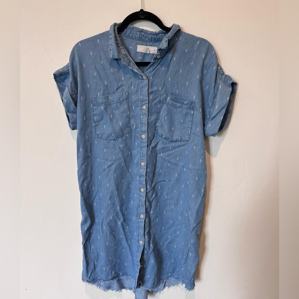 Thread & Supply Blue Denim Button-Up T Shirt Dress Raw Hem Size Large Soft